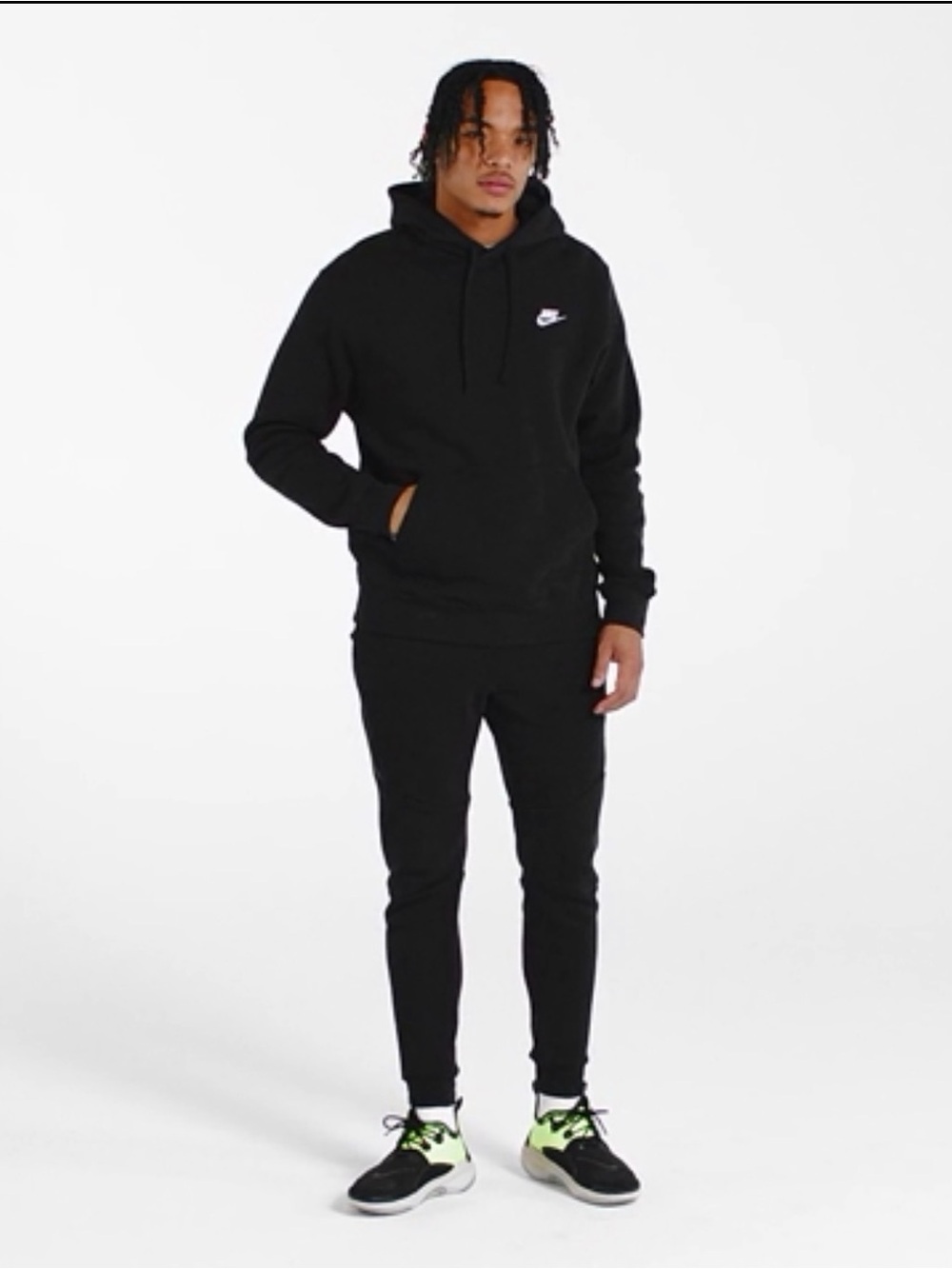 Nike Men’s Black XXL Joggers and Nike Black XXL HOODIE TWO PIECE OUTFIT